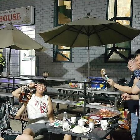 Goodstay Backpackers Gyeongju Guesthouse Buitenkant foto